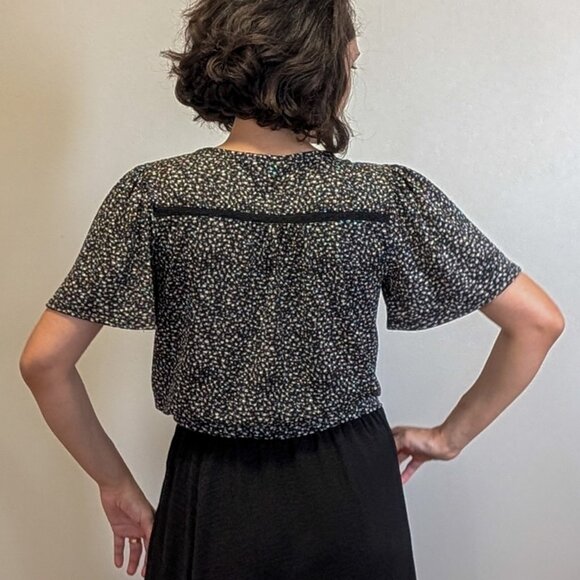 Black Floral Tie-Front Top - Picture 2 of 5